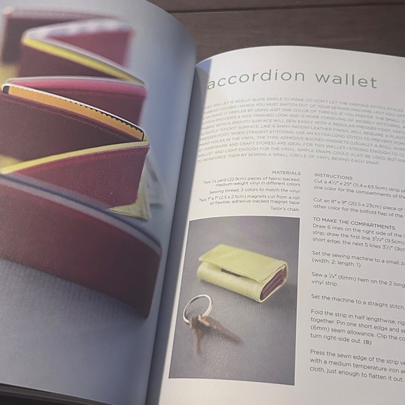 Simple Gifts to Stitch: 30 Elegant and easy projects, Jocelyn Worrall - Picture 6 of 6